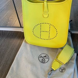 Evelyne 29 in Lime